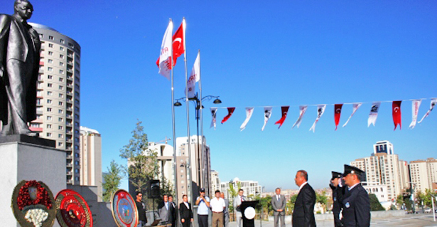 Ataşehir’de 30 Ağustos Zafer Bayramı’na coşkulu kutlama