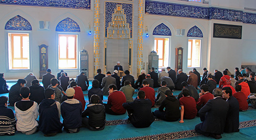 Mimar Sinan Camii’nde Şehitler İçin Kuran Tilaveti