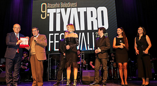 9.Ataşehir Tiyatro Festivali Ustaların Katıldığı Gala İle Başladı