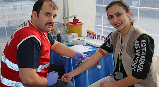 Ataşehir Belediyesi Çalışanlarından Kök Hücre ve Kan Bağışı