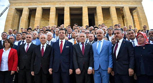 İBB Başkanı İmamoğlu, Belediye Başkanları Anıtkabir’de