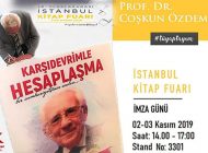 Prof.Dr. Coşkun Özdemir TÜYAP Fuarında Kitaplarını İmzalıyor