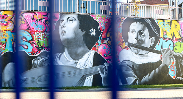 Türkan Saylan Kültür Merkezi Grafiti İle Renklendi