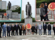 Ataşehirli Muhtarlar Atatürk Anıtı’na Çelenk Sundu