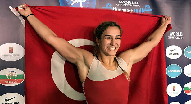 ‘Bireysel Güreş Dünya Kupası Kadınlar’da Buse Tosun Gümüş Madalya Aldı