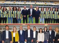 Fenerbahçe Kadın Futbol Takımı Şekilleniyor: İmzalar Atıldı