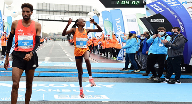 N Kolay İstanbul Yarı Maratonu Dünyanın En Hızlısı