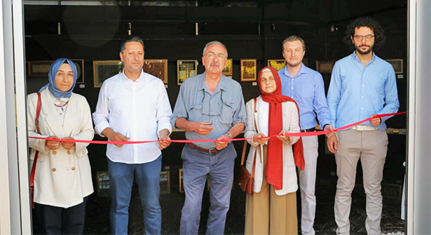 Yunus Emre Temalı Ebru Sergisi Albaraka Sanat Galerisi’nde Açıldı