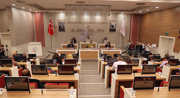 Ataşehir Belediye Meclisi Tatil Arasından Sonraki İlk Toplantısını Yaptı