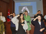 Kartal Belediyesi Personeline İşaret Dili Eğitimi Veriliyor