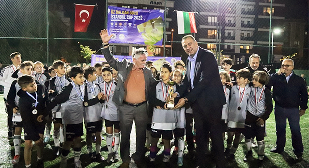 Kartal’da Uluslararası Balkan Futbol Turnuvası Düzenlendi