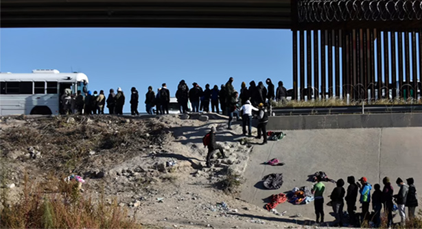 ABD Göçü Hızlandı: 32 Bin Türk Meksika Sınırından ABD’ye Geçti