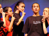 Gençlik Müzikali ‘DOLAP’, Deprem Bölgesinde Gençlerle Buluştu