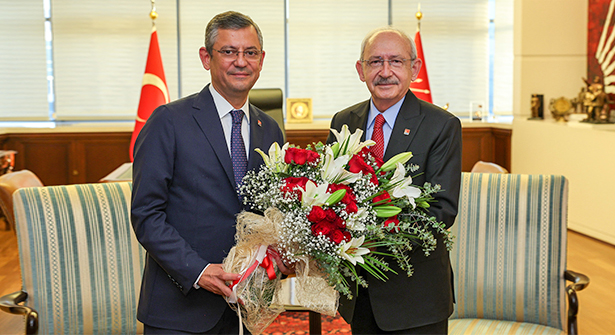 CHP Genel Başkalığı Devir Teslimi Törenle Yapıldı