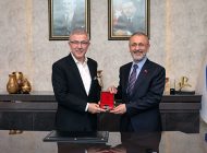 Eyüpsultan Belediye Başkanı Mithat Bülent Özmen Göreve Başladı