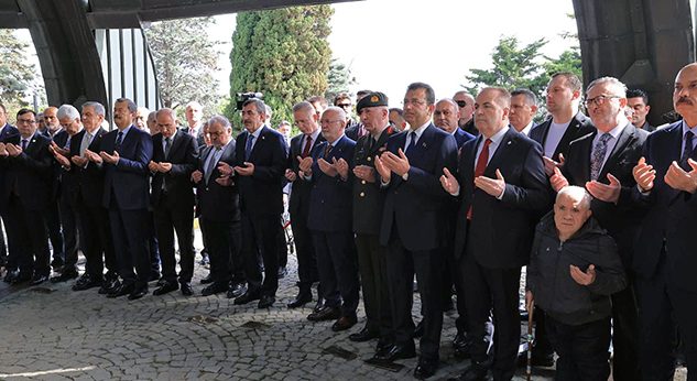 Cumhurbaşkanı Turgut Özal, Anıt Mezarındaki Törenle Anıldı