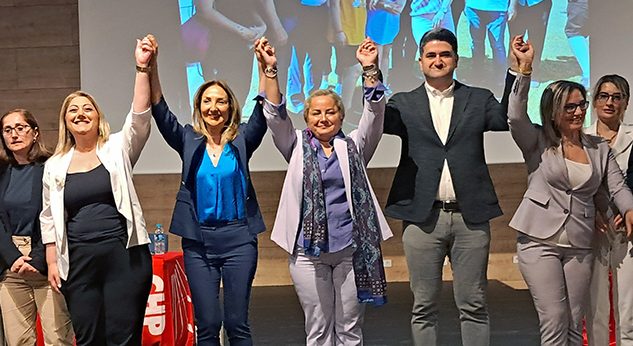 CHP Ataşehir Kadın Kolları Kongresinde Yeni Başkan Seçildi
