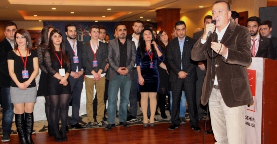 CHP Ataşehir Gençleri Dayanışma Gecesi Düzenlendi
