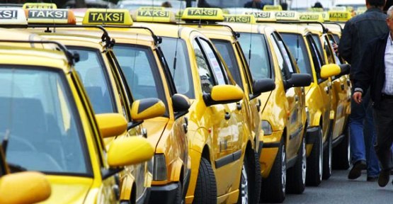 İstanbul Taksiciler Esnaf Odası, taksicilere İngilizce öğretiyor.